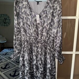 NWT White House Black Market Black and Gray Patterned Sparkle Dress SMALL